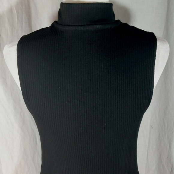 ZARA black rib-knit zipper mock-neck midi dress, L, EUC - Picture 3 of 7